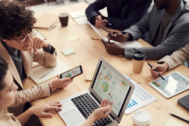 How Your Service Business  Can Benefit From The Marketing Flywheel